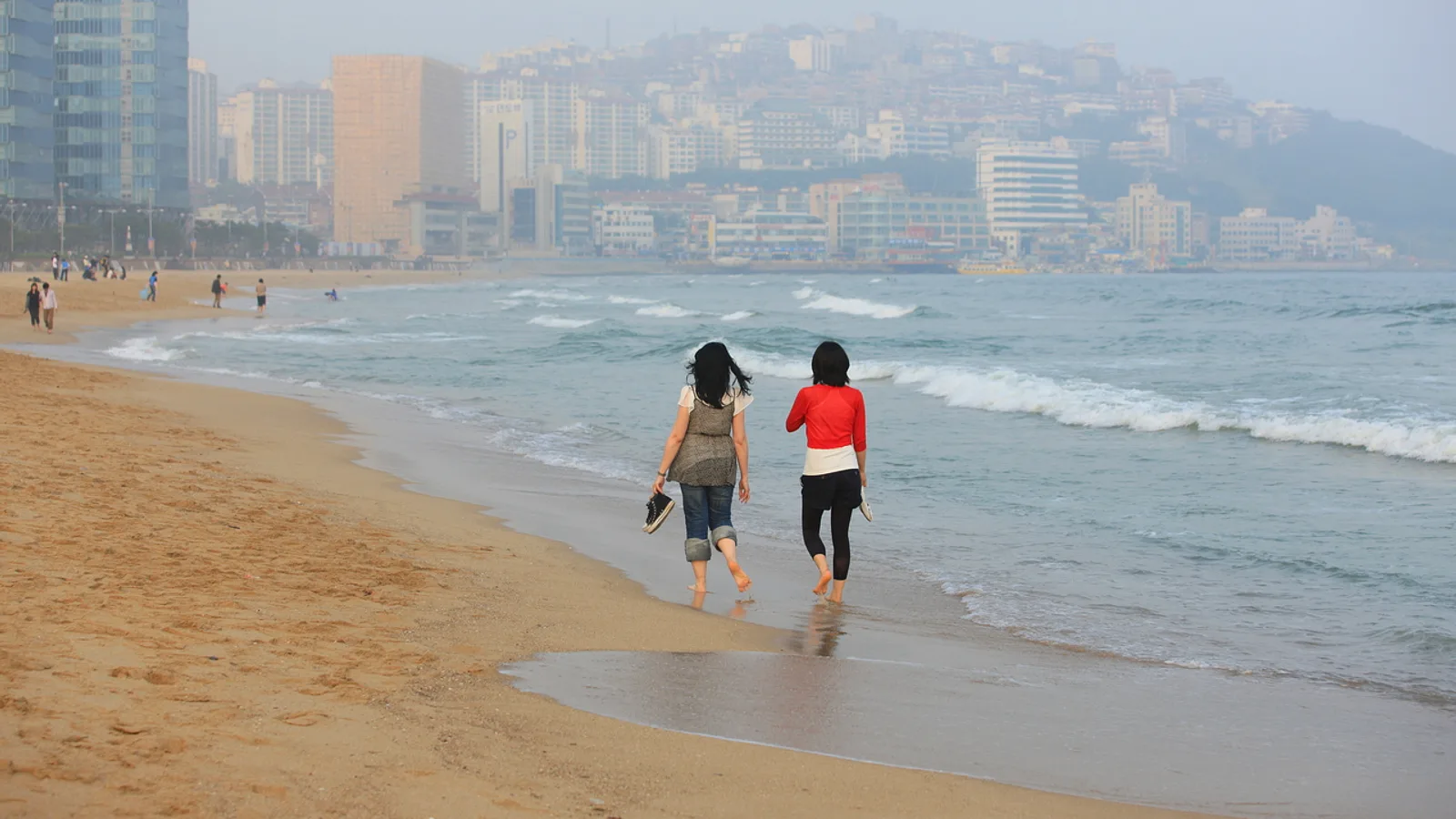 Busan Cafe Streets: Jeonpo Cafe Street and Haeridan-gil Guide