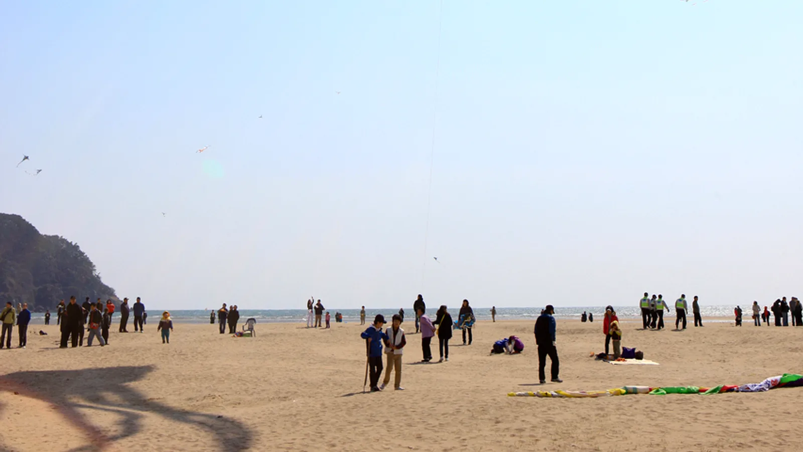 Dadaepo Beach and the Sunset Fountain: An Evening Guide to Busan's West Side